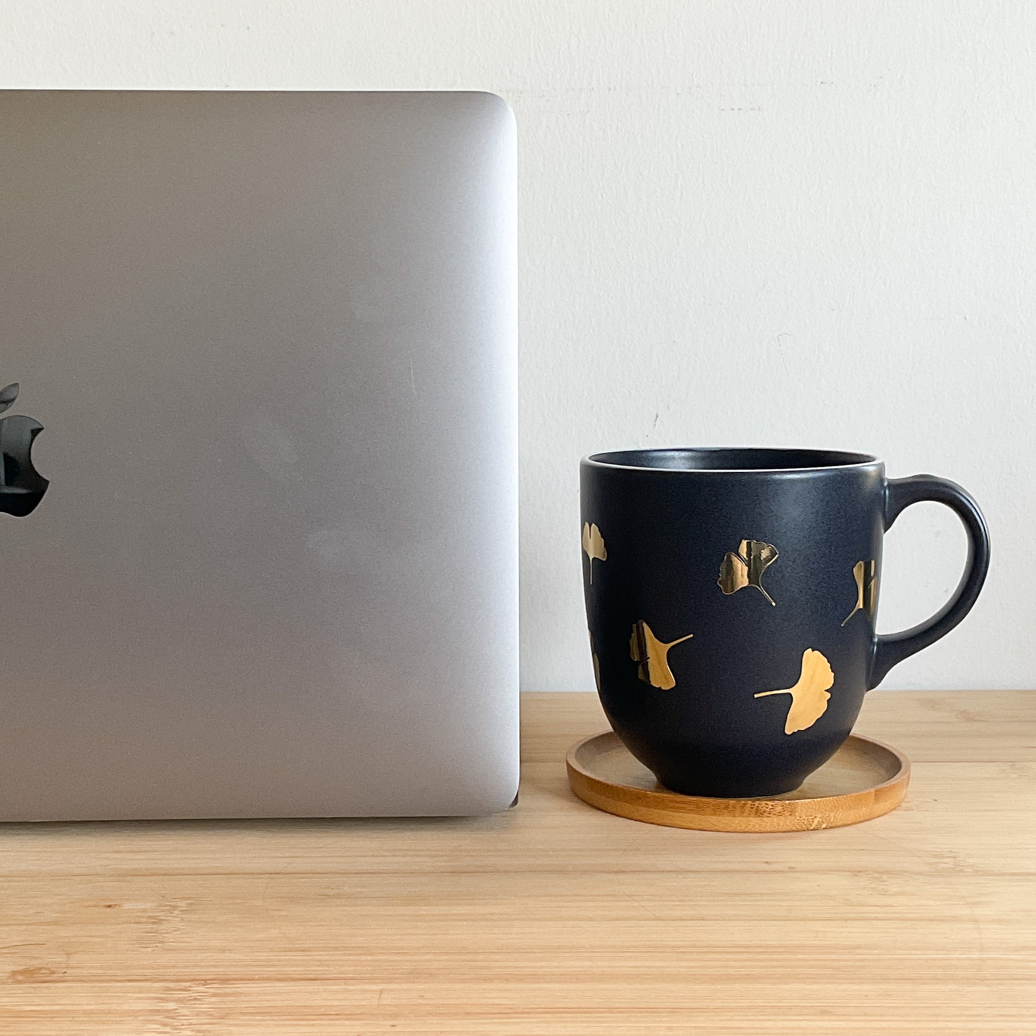 gold gingko leaf mug